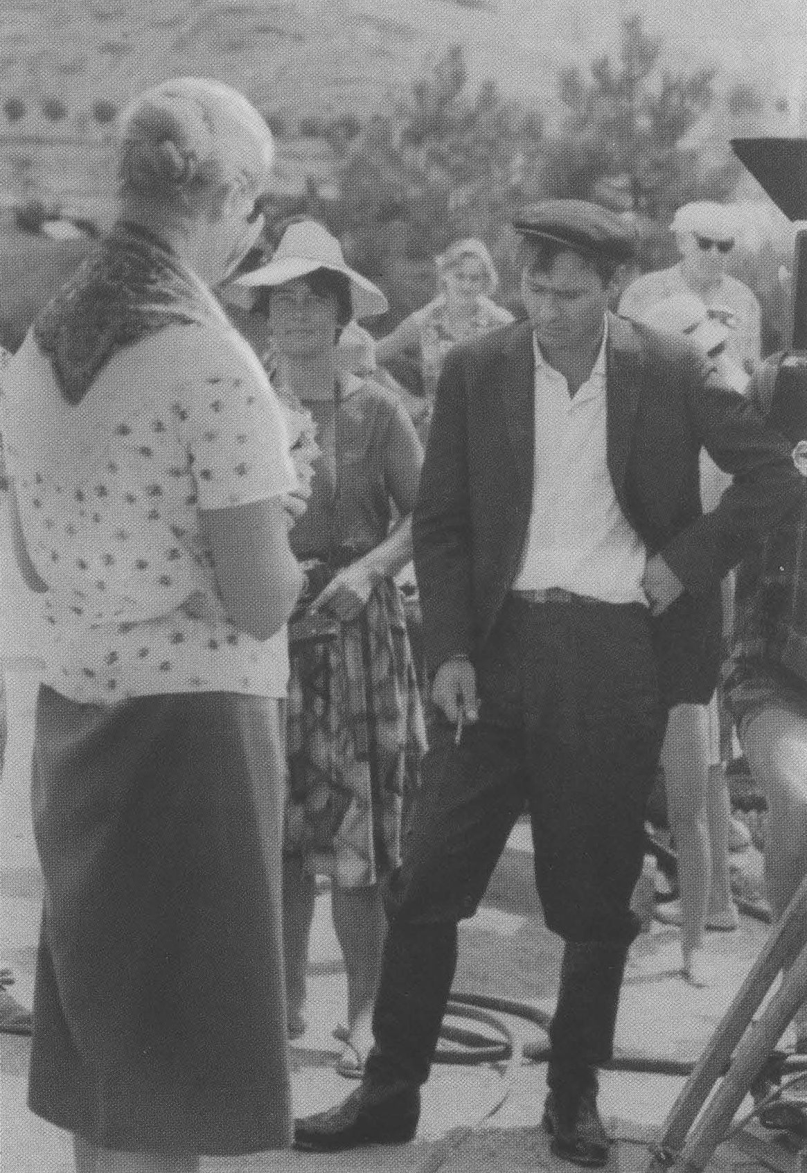 Рабочий момент съемок фильма «Какое оно, море?». 1965 Рабочий момент съемок фильма «Какое оно, море?». 1965